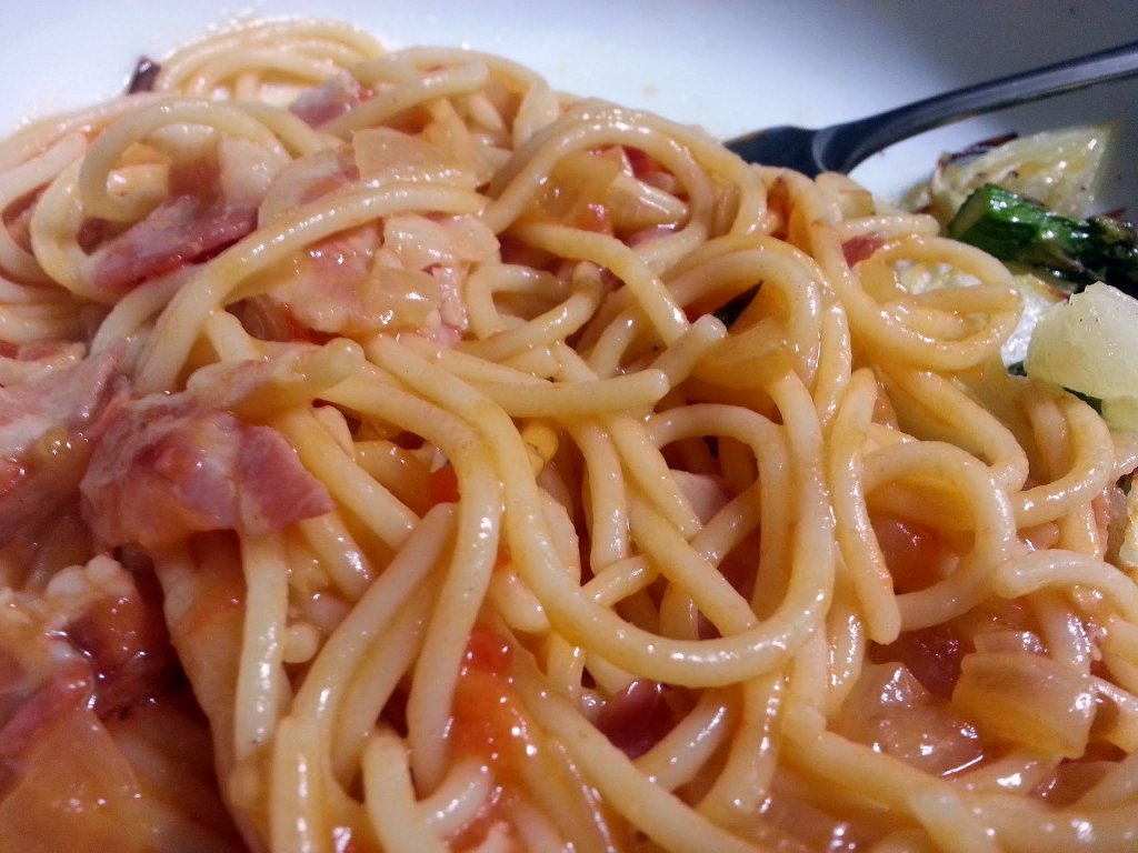 We’re trying out a new gluten-free spaghetti! 